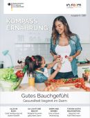 Titelbild Kompass Ernährung mit Frau und Mädchen in der Küche