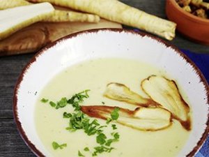 Pastinaken-Kartoffel-Suppe