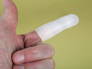 Zeigefinger mit Fingerling.