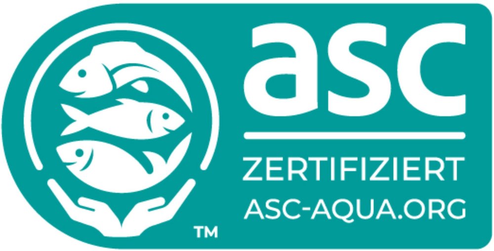 Grünes Logo mit dem Text asc und ASC-AQUA.ORG. Rechts ein stilisierter Fisch neben einem weißen Haken.