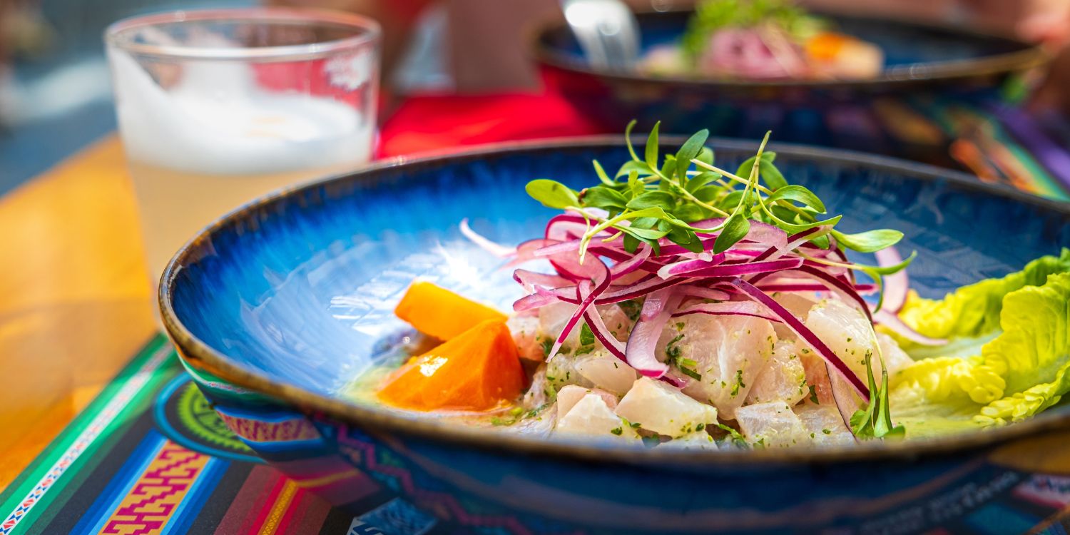 Ceviche-Teller nach peruanischer Art.. Artikel "Sommergerichte mit Fisch" öffnen.